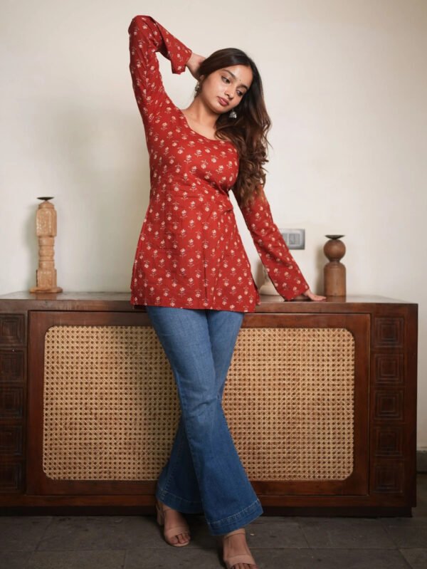 Women's Cotton Printed Straight Kurti